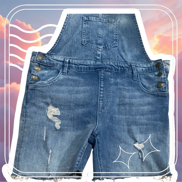 Betty & Veronica Denim Overalls with short cut - Picture 2 of 10